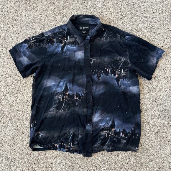 Harry Potter Hogwarts Button Down Shirt Wizarding World Size Small - Picture 1 of 5